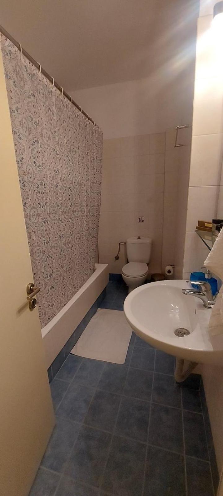 Central Comfy Home 칼라마타 외부 사진